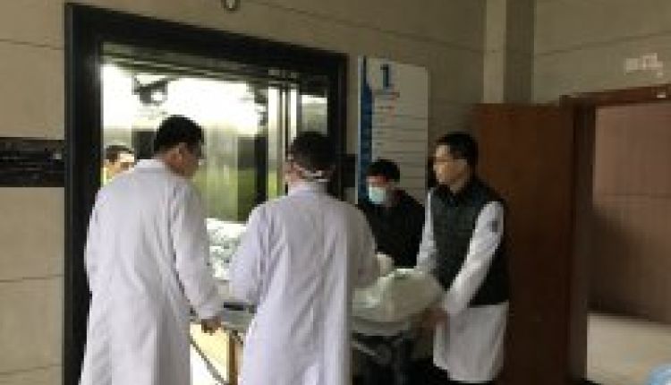 5个半小时的抢救   助患者跑赢“生死时速”